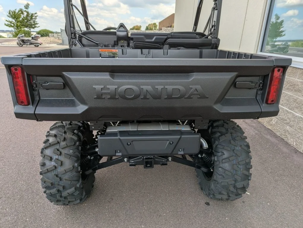 New 2026 RED Honda Powersports Deluxe image 6