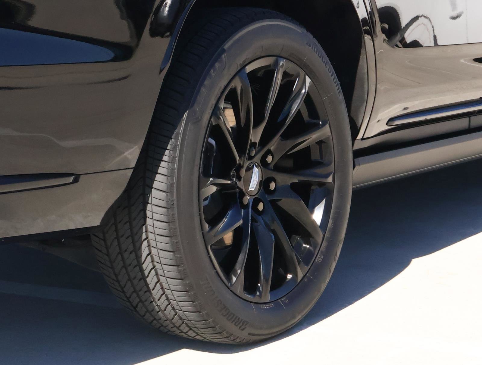 2024 Cadillac Escalade Sport - Photo 11