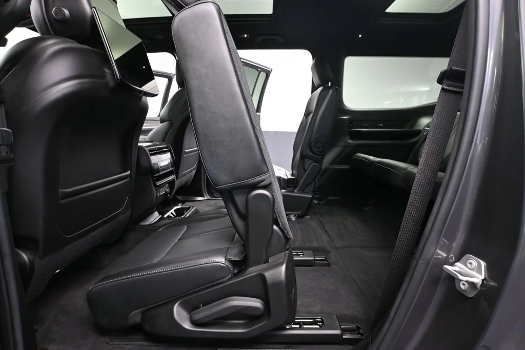 Certified Used 2022 Gray Jeep Series III image 46