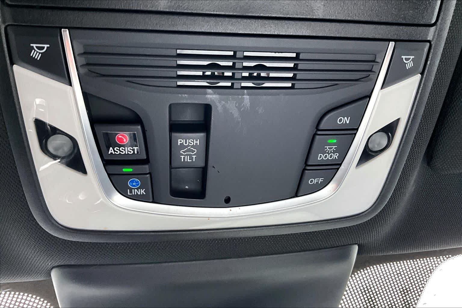 Used 2021 Majestic Black Pearl Acura w/A-Spec Package image 34