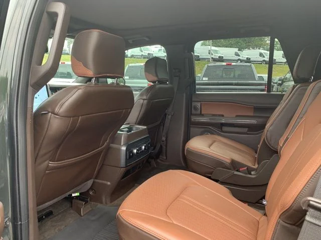 Used 2023 Green Ford King Ranch image 20
