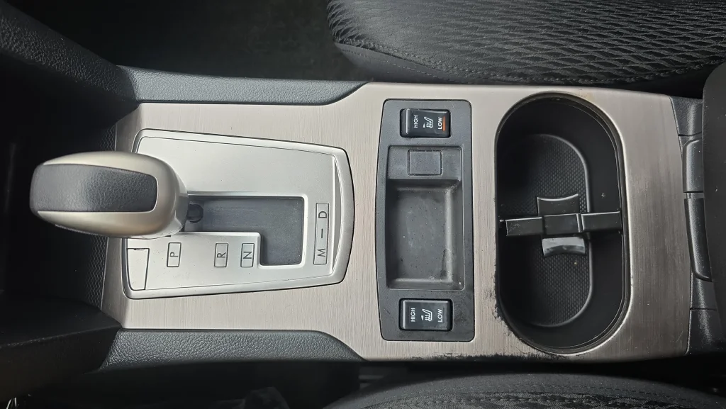 Used 2012  Subaru 2.5i image 33