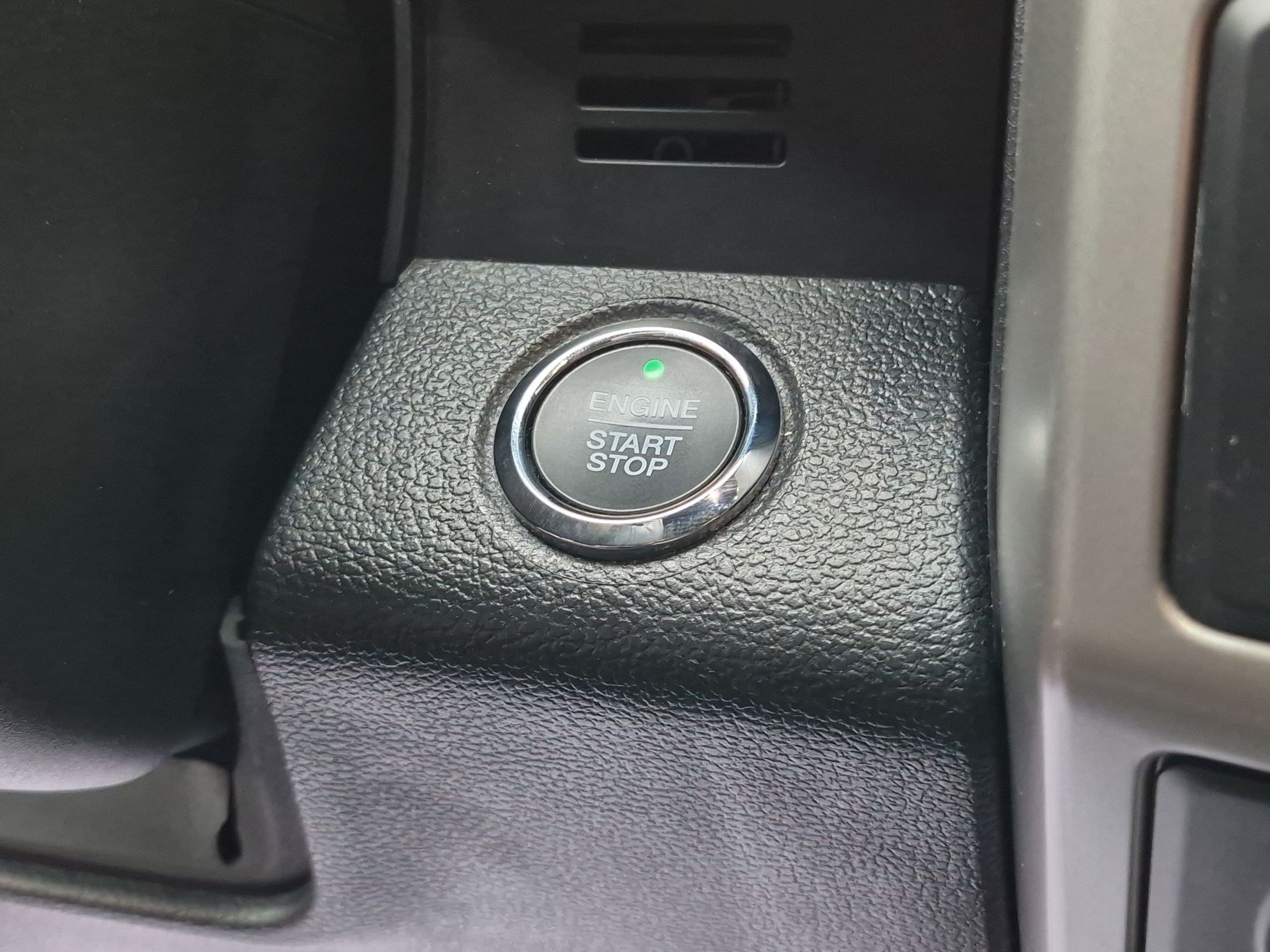 Used 2019 Red Ford LARIAT image 17