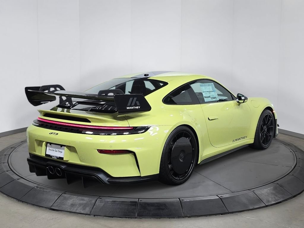 New 2026 Cartagena Yellow Metallic Porsche GT3 image 7