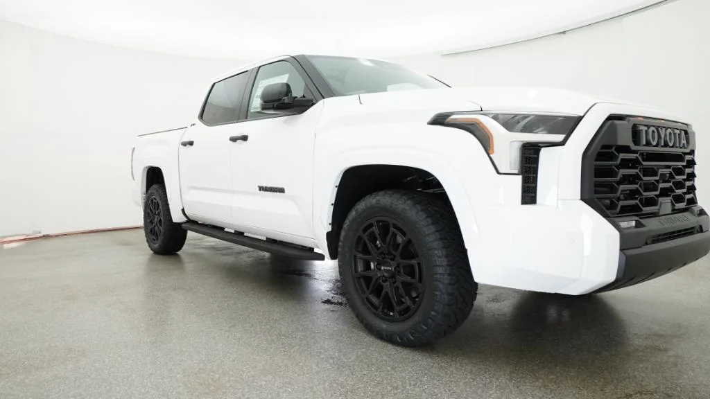 New 2026 Ice Cap Toyota SR5 image 5