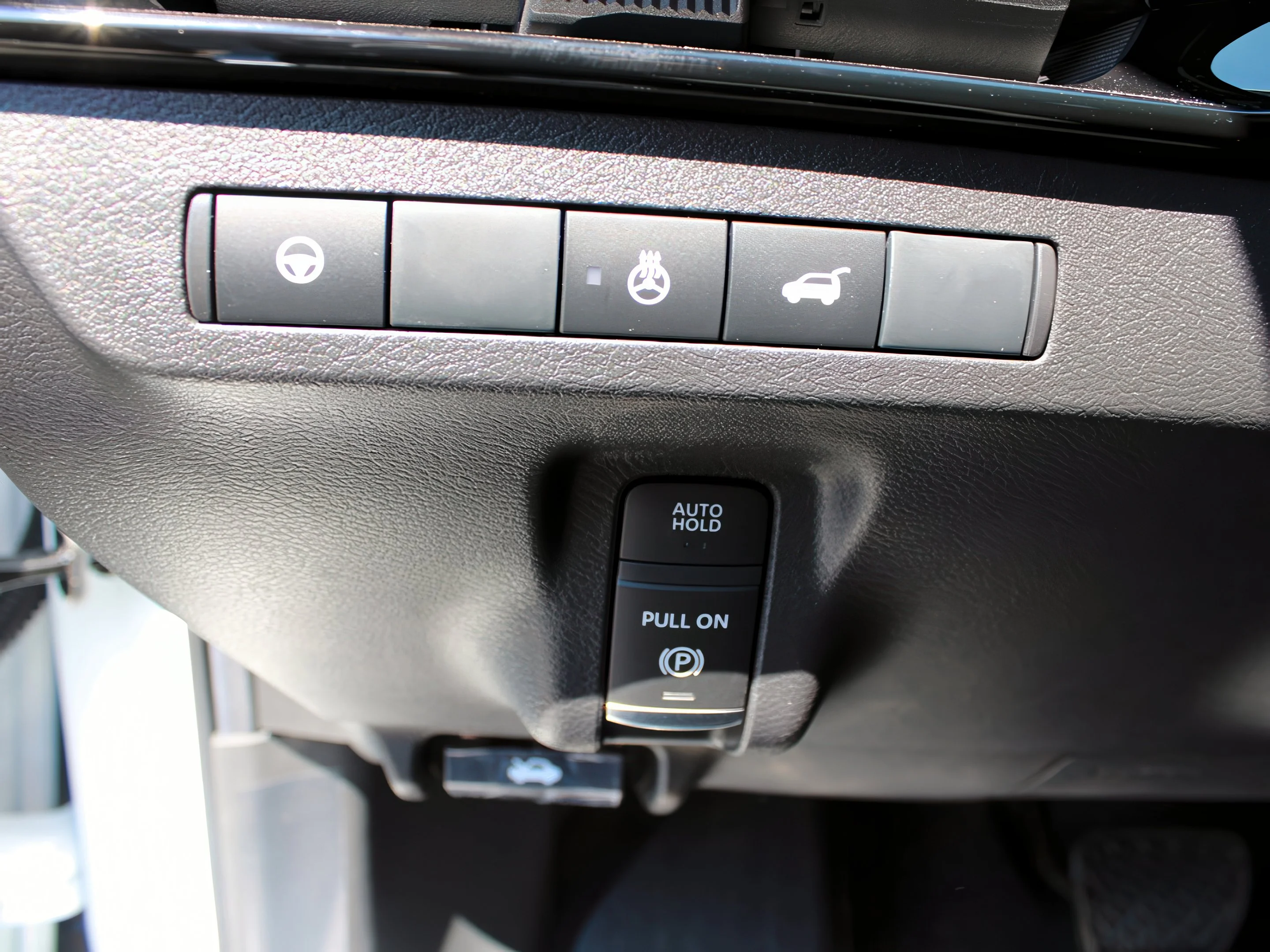 2025 Nissan Murano SL - Photo 16