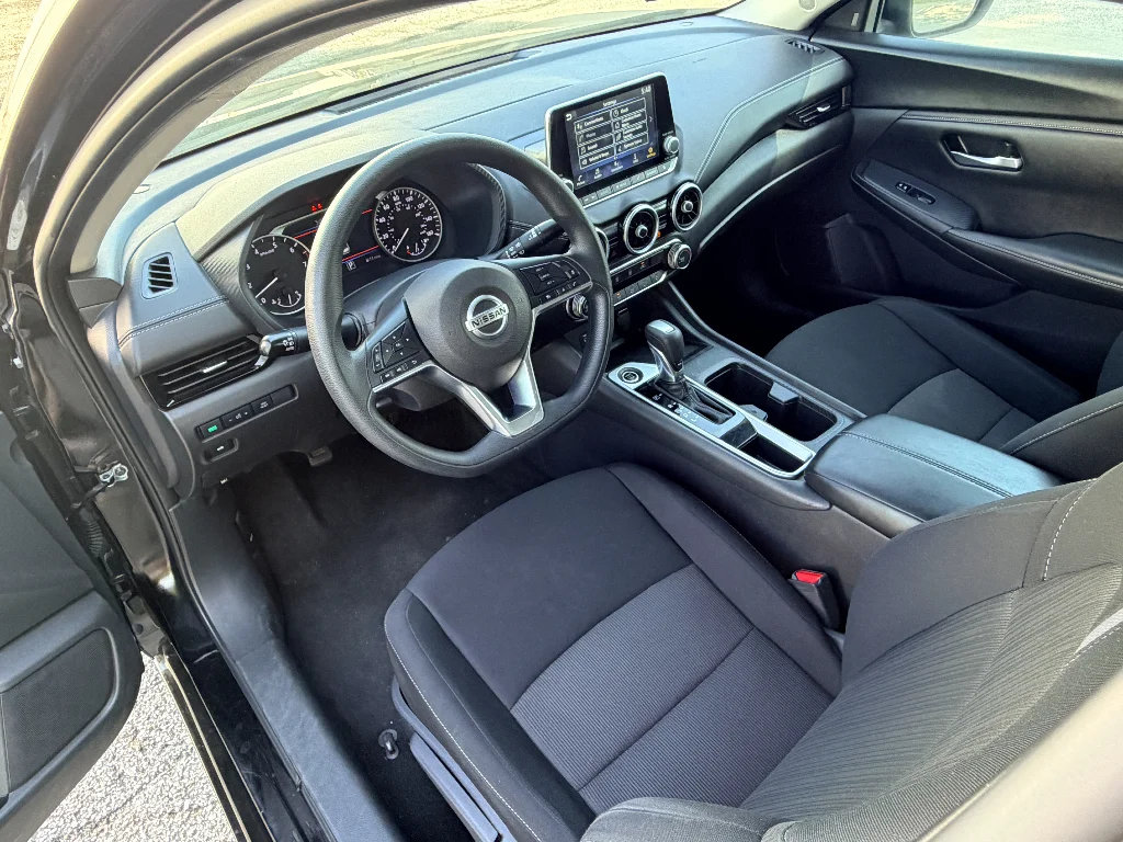 Used 2023 Super Black Nissan SV image 12