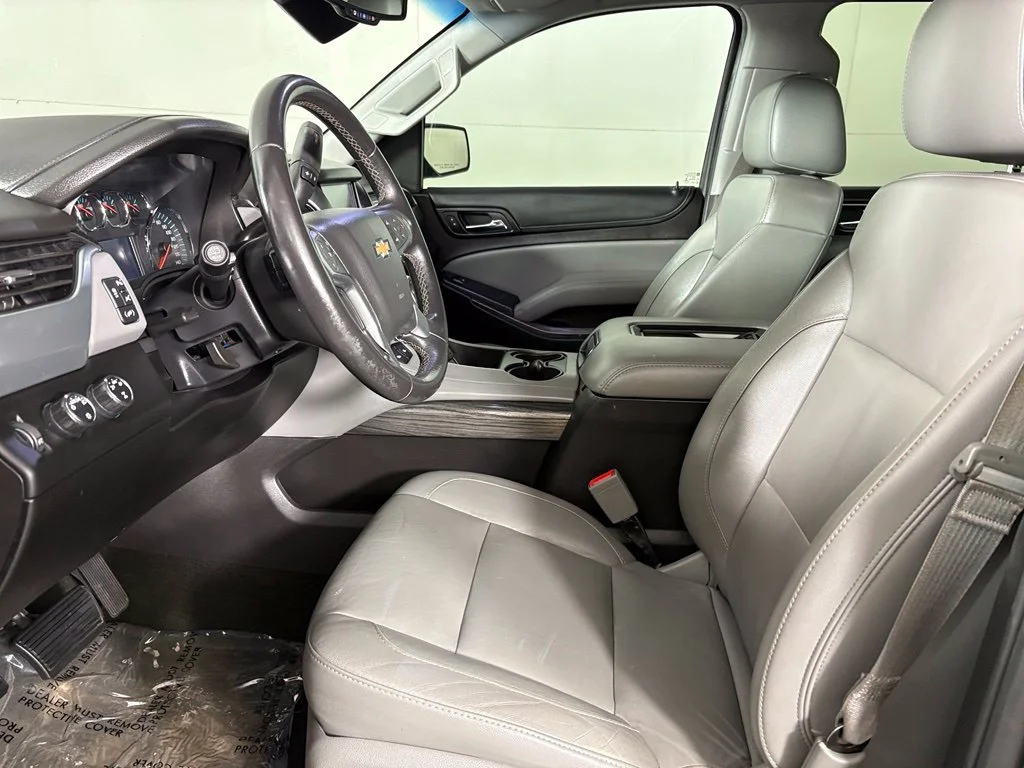 Used 2016 TUNGSTEN METALLIC Chevrolet LT image 27