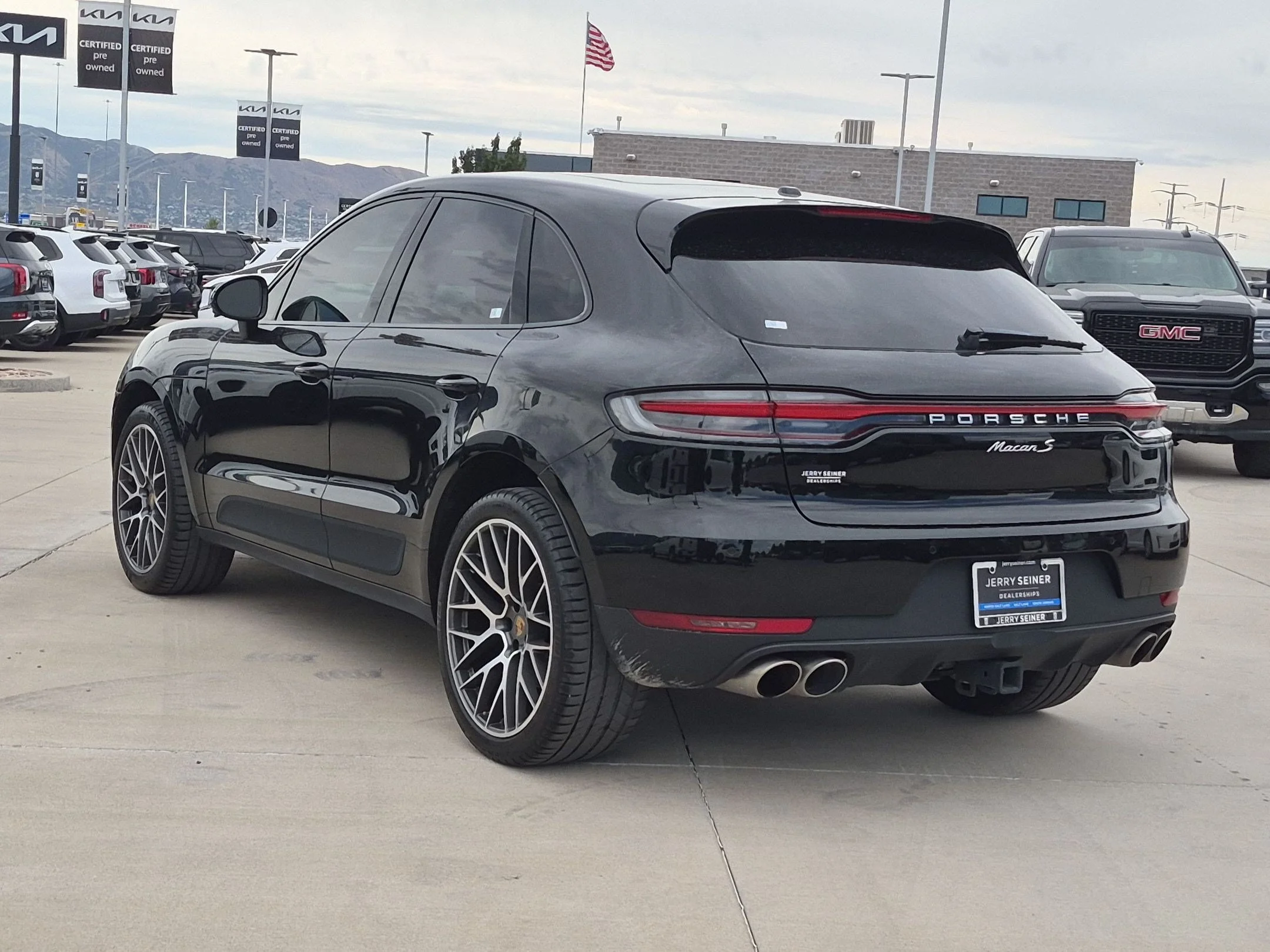 Used 2019 Jet Black Metallic Porsche S image 4