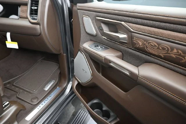 New 2026 Granite Crystal Metallic Clearcoat RAM Limited image 25