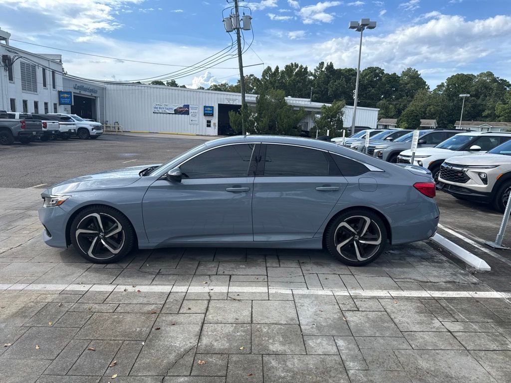 Used 2022  Honda Sport Special Edition image 3