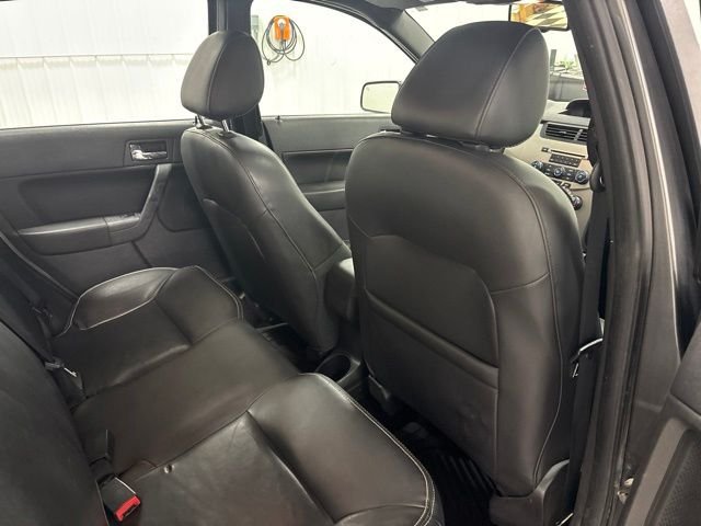 2010 Ford Focus SEL - Photo 24