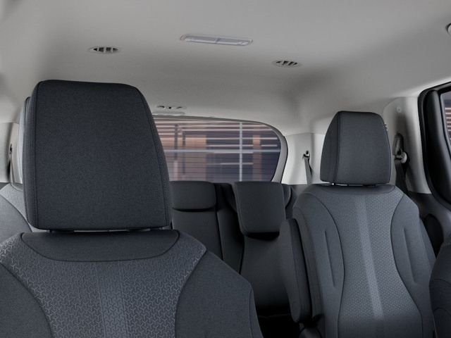 New 2026 Snow White Pearl Kia LX image 27