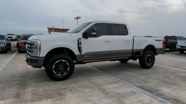 New 2026 Star White Metallic Tri-Coat Ford F-250® King Ranch® image 81