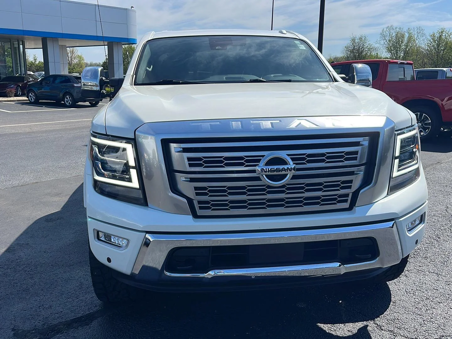 Used 2021 Pearl White Nissan Platinum Reserve image 8