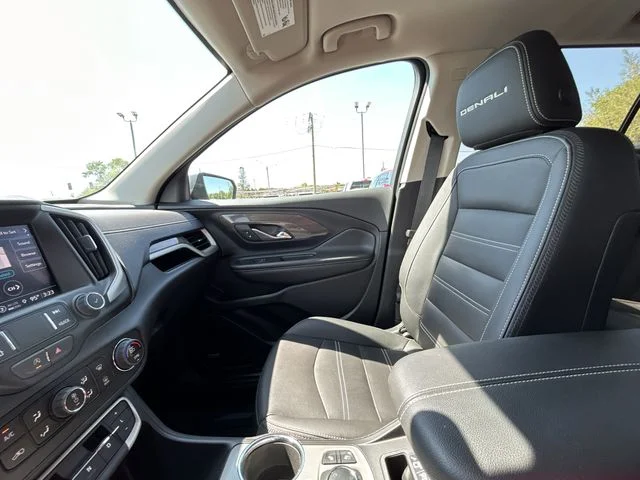 Used 2023 Sterling Metallic GMC Denali image 53