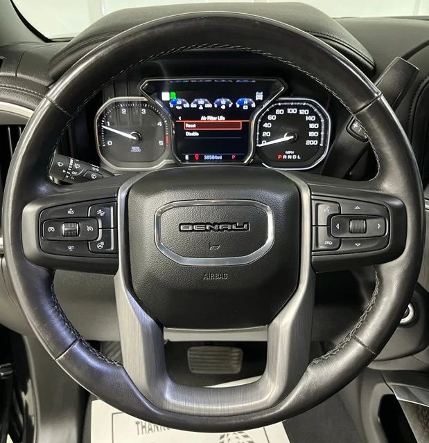 Used 2022 Black GMC Denali image 26