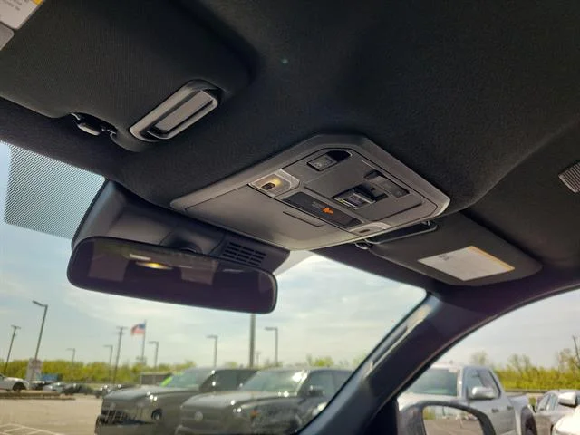 2026 Toyota 4Runner SR5 - Photo 30