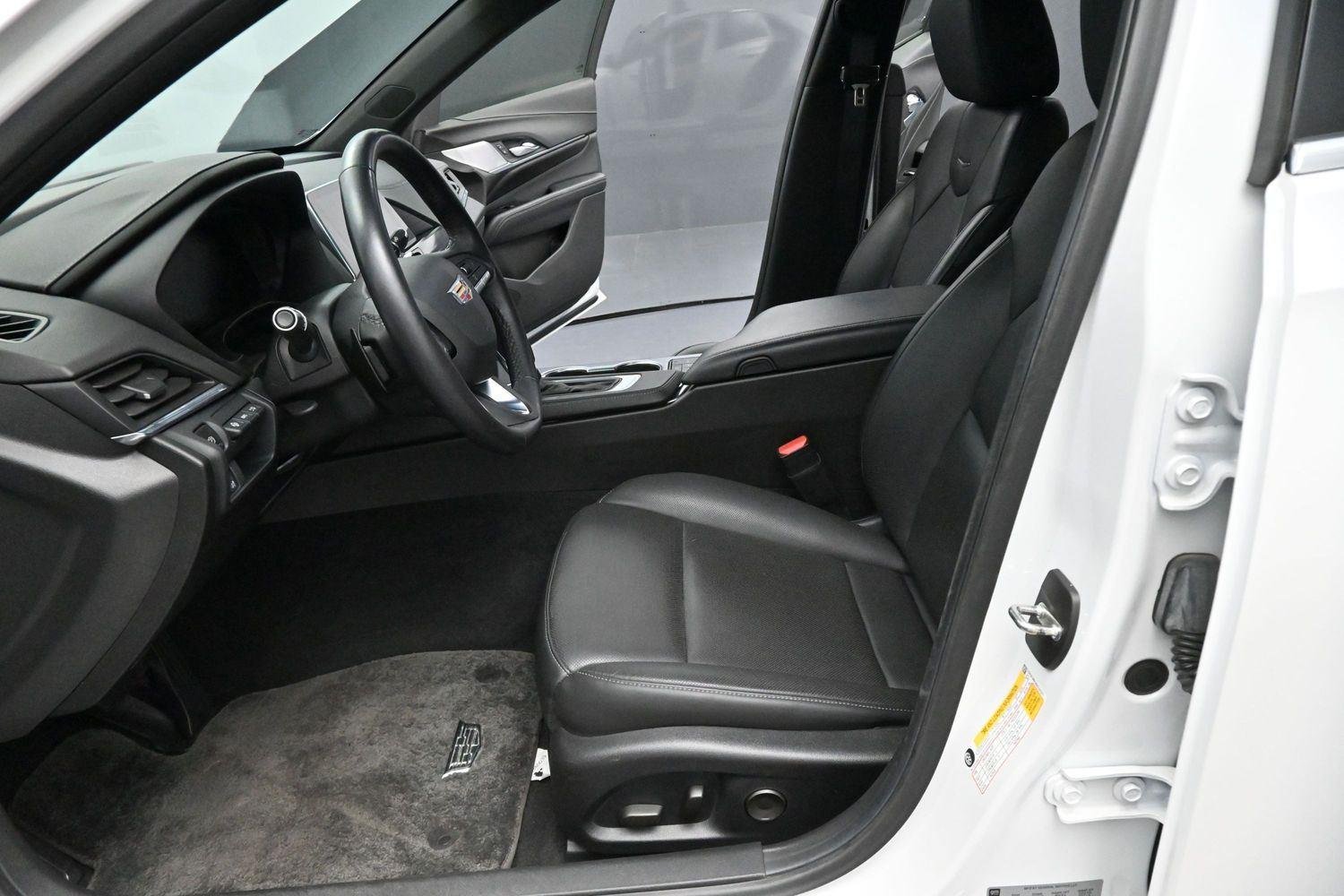 Used 2022 Crystal White Tricoat Cadillac Premium Luxury image 13