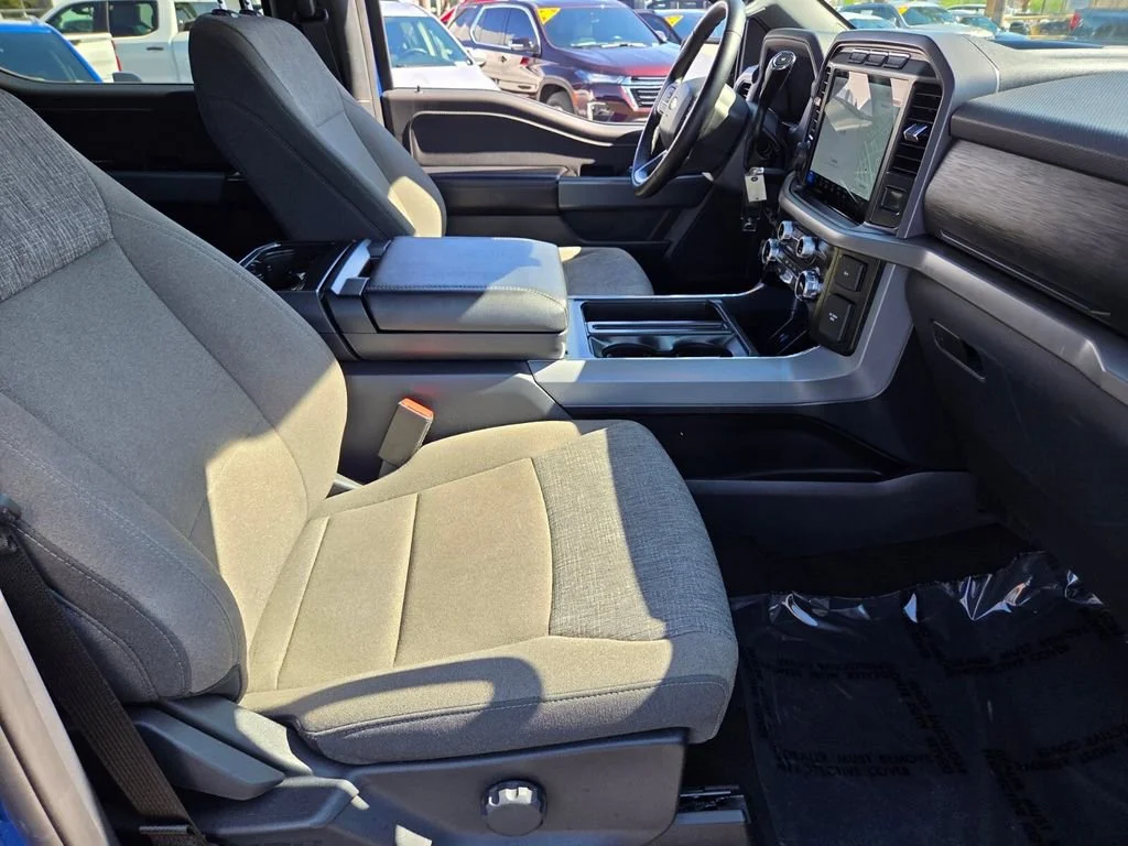 Used 2024 Atlas Blue Metall Ford XLT image 15