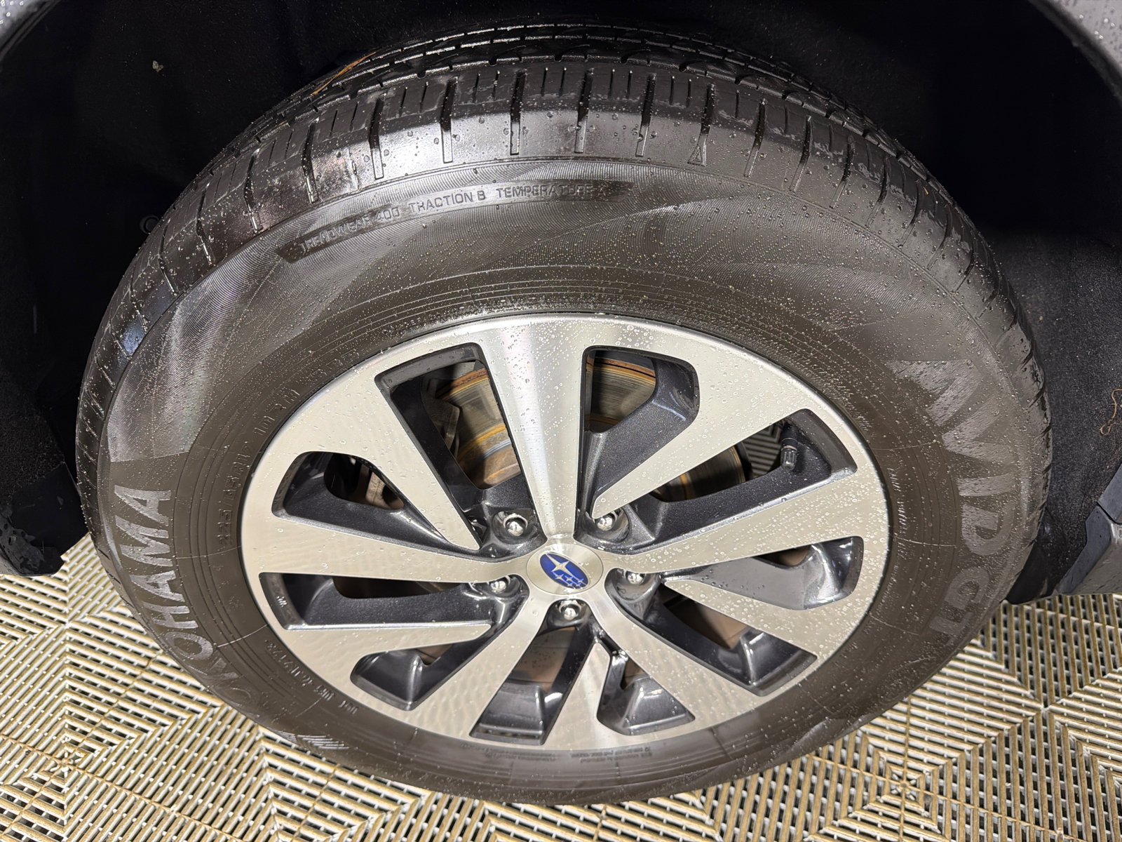 Used 2020 Crystal Black Silica Subaru Premium image 19