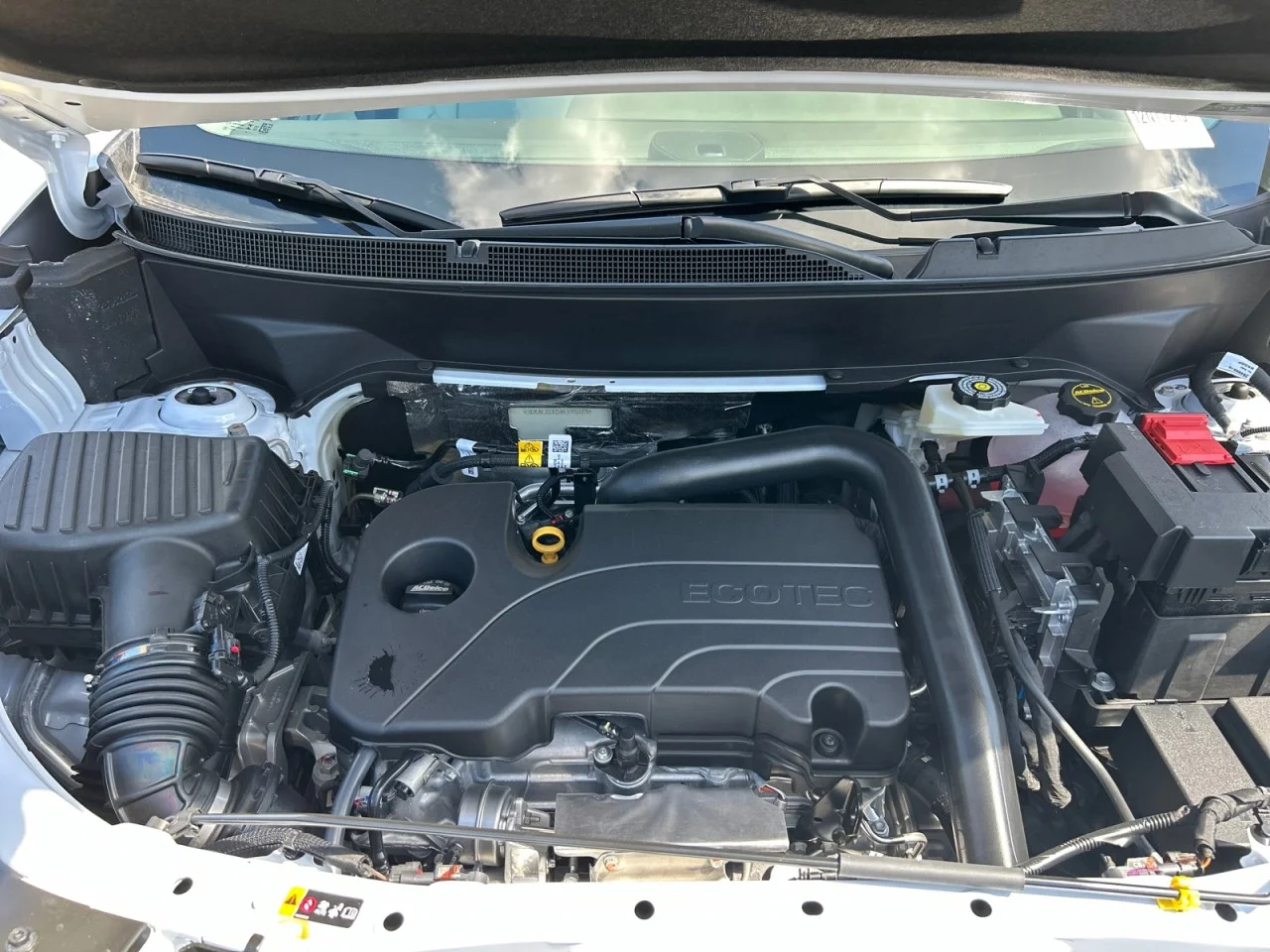 New 2027 Glacier White Tricoat GMC Denali image 8