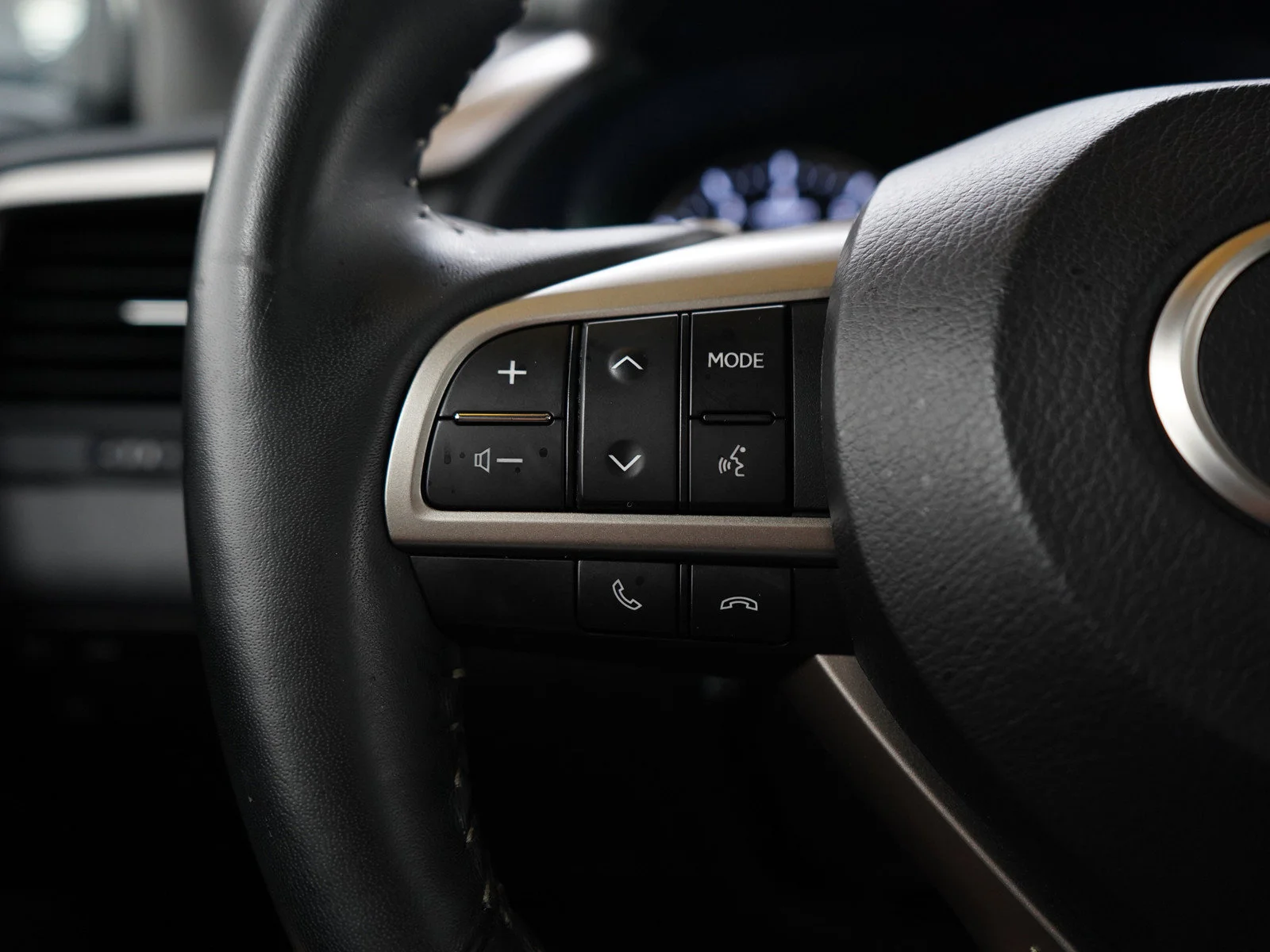 Used 2022 Silver Lexus 350 image 26
