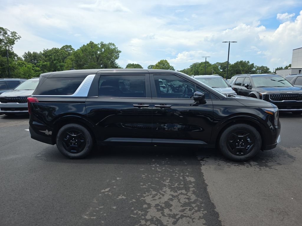 New 2026 Aurora Black Pearl Kia LXS image 8