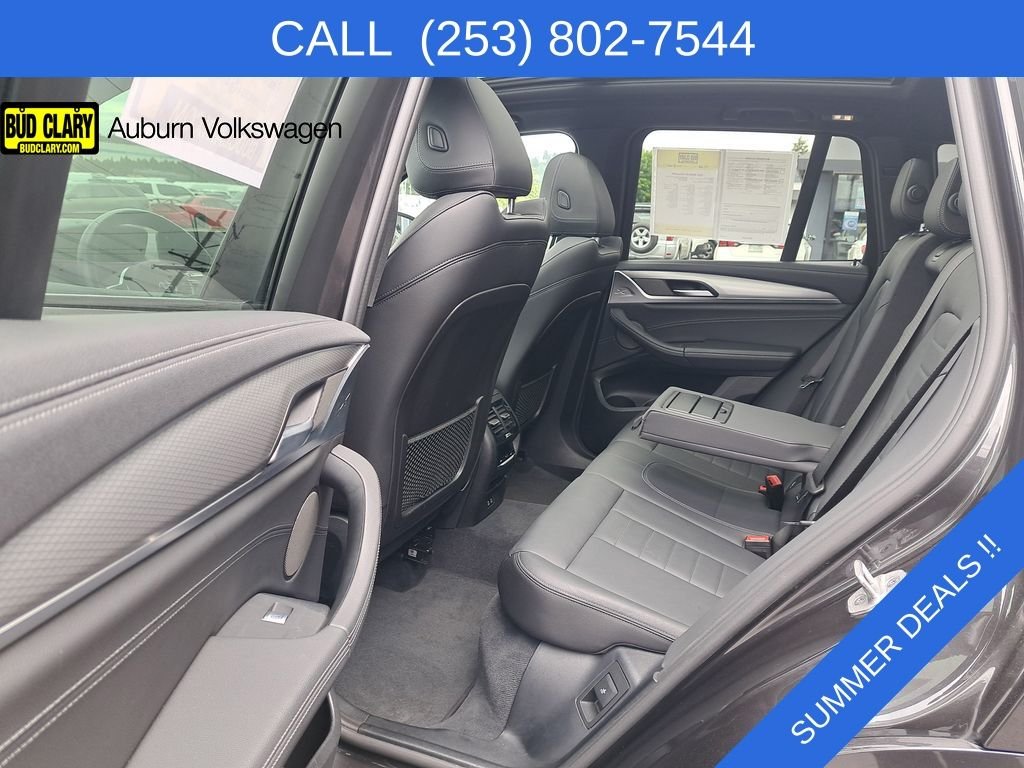Used 2021 Gray BMW xDrive30e image 17