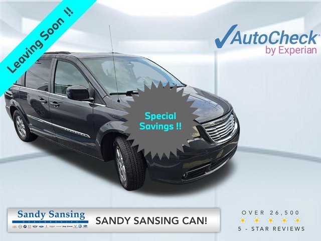 2012 Chrysler Town & Country Touring