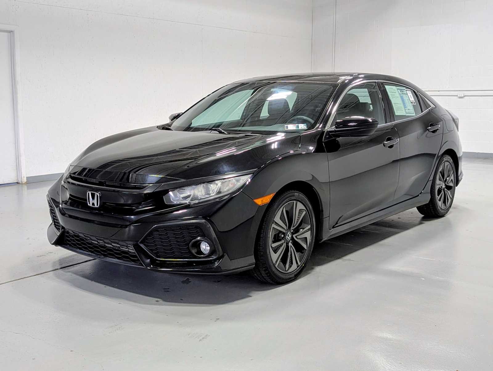 2017 Honda Civic Hatchback EX-L Navi