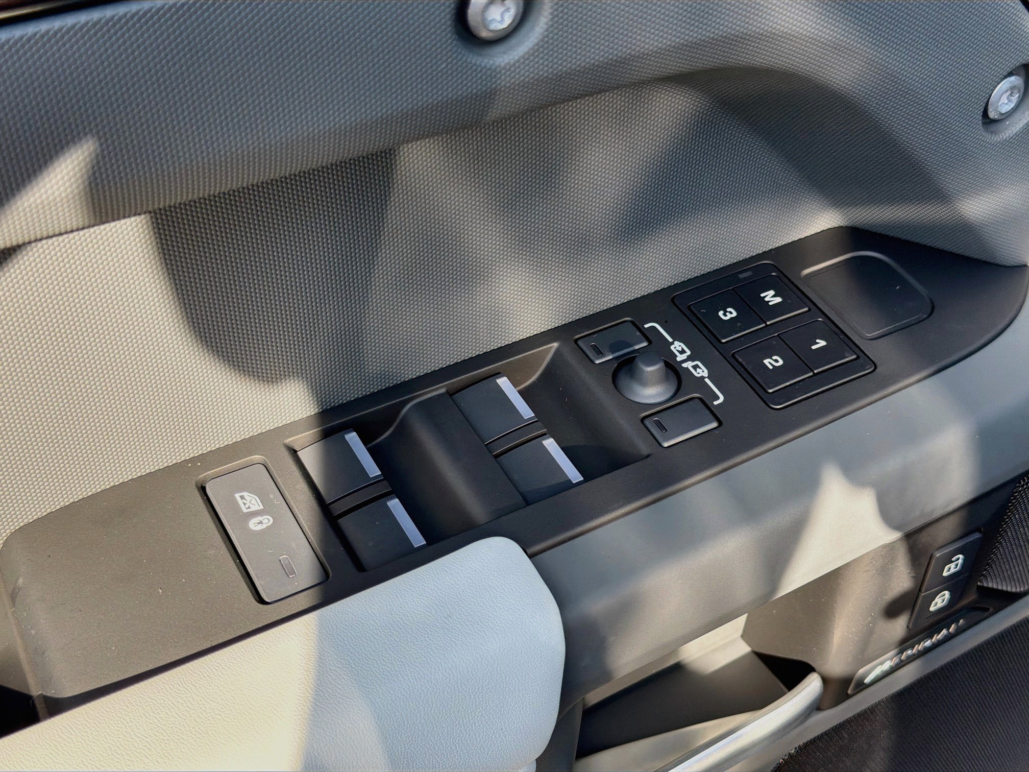 New 2026 Carpathian Grey Land Rover S image 23