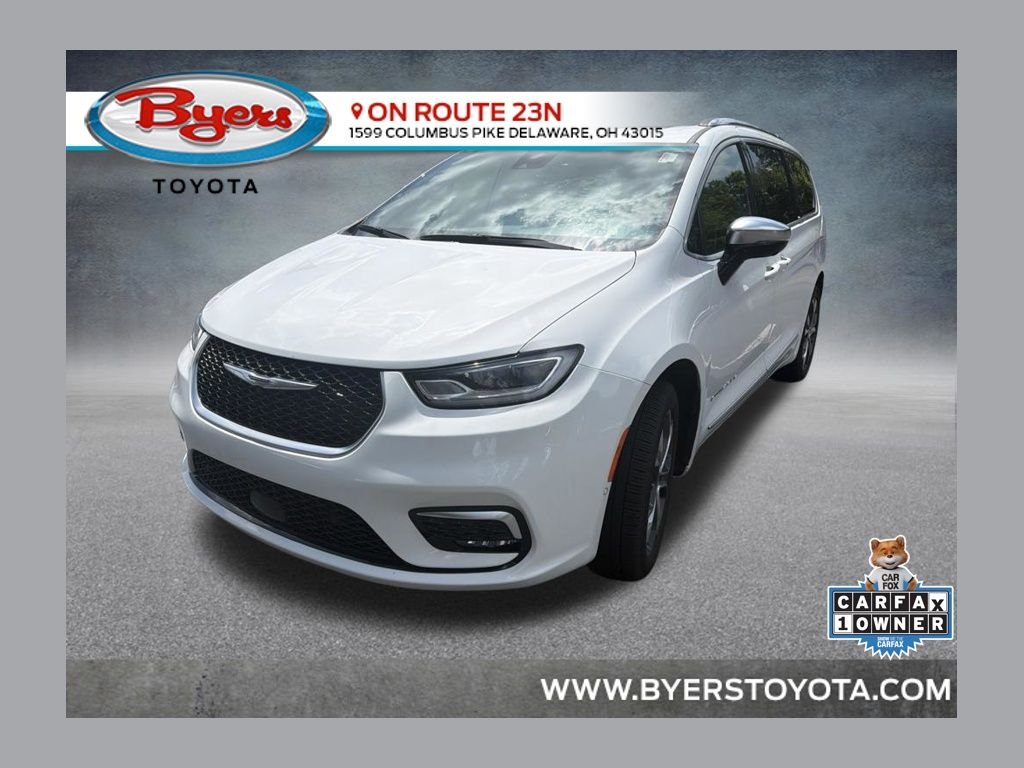 2025 Chrysler Pacifica Pinnacle AWD's photo