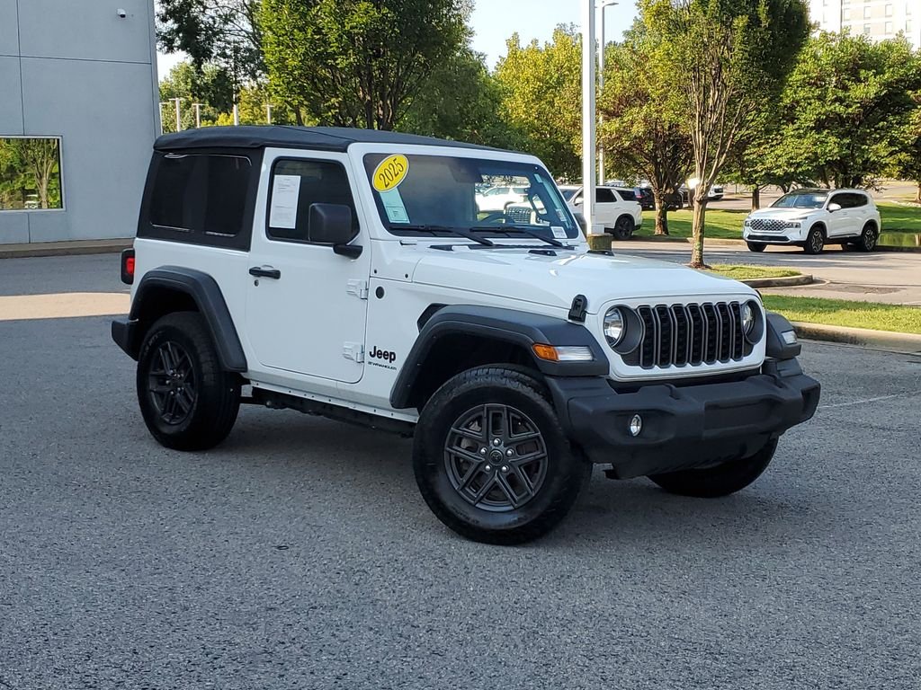 Used 2025 White Jeep Sport S image 36