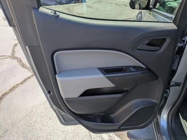 Used 2022 Satin Steel Metallic Chevrolet WT image 26