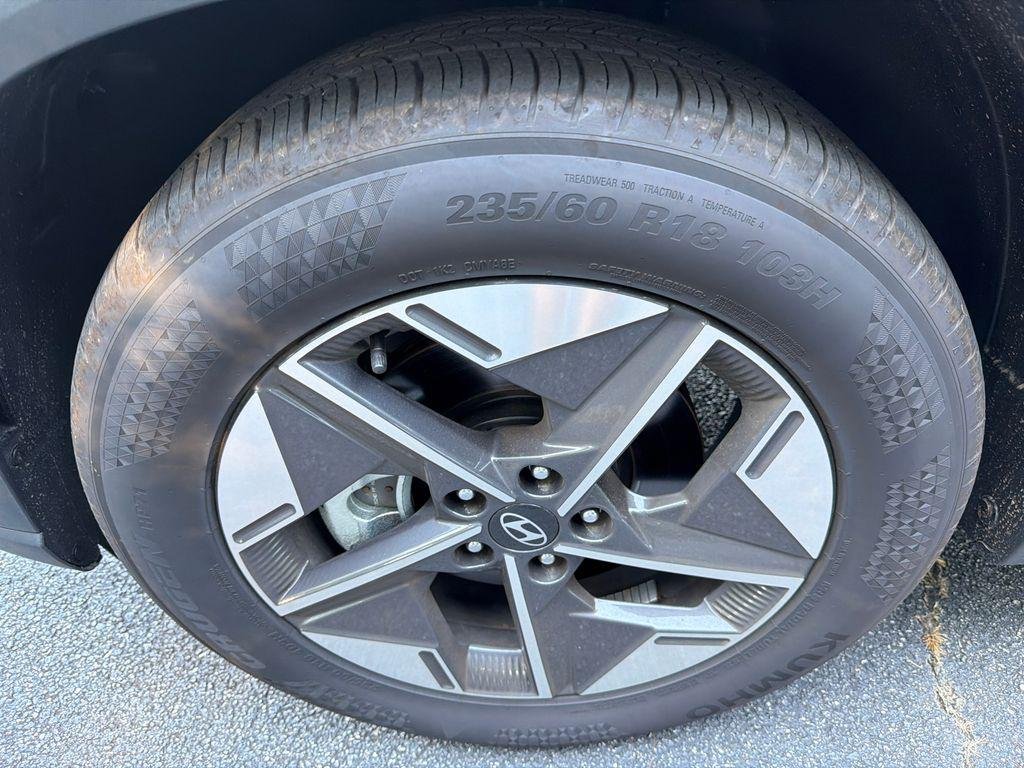New 2026 Gray Hyundai SEL Premium FWD image 11