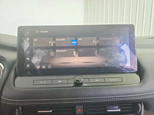 Used 2024 Black Nissan Platinum image 22
