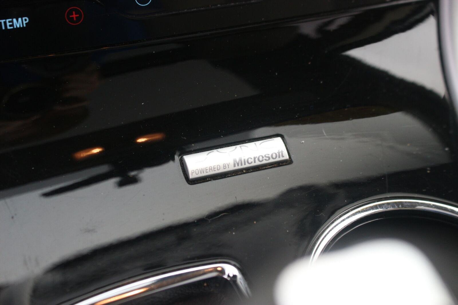 Used 2014 White Ford Limited image 28