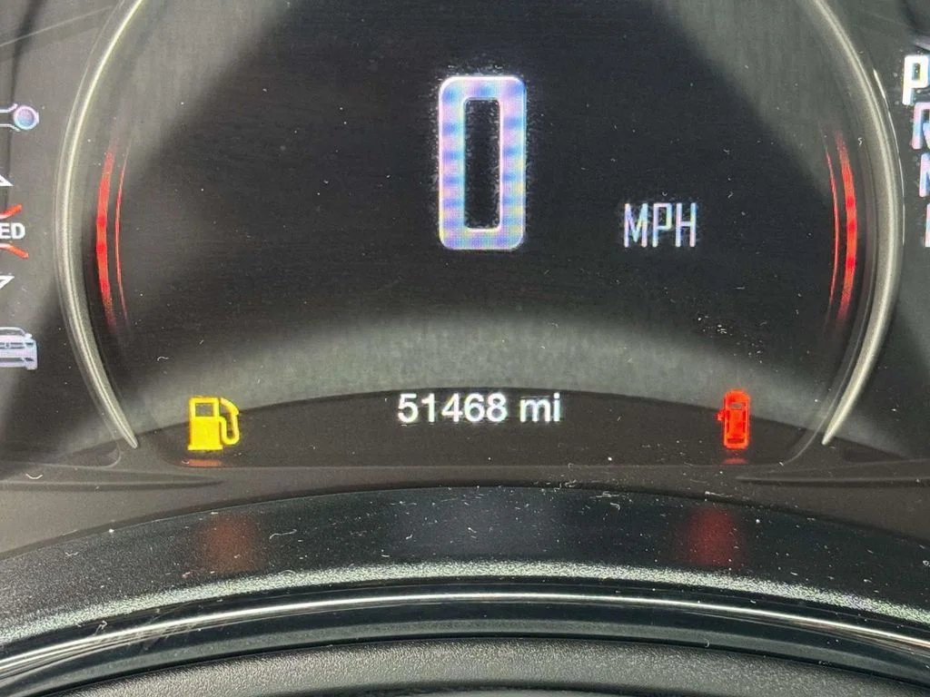 Used 2022 Black Dodge SXT image 25