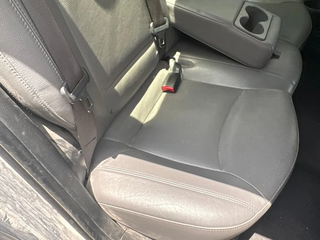 Used 2015 Shale Gray Metallic Hyundai Limited image 28
