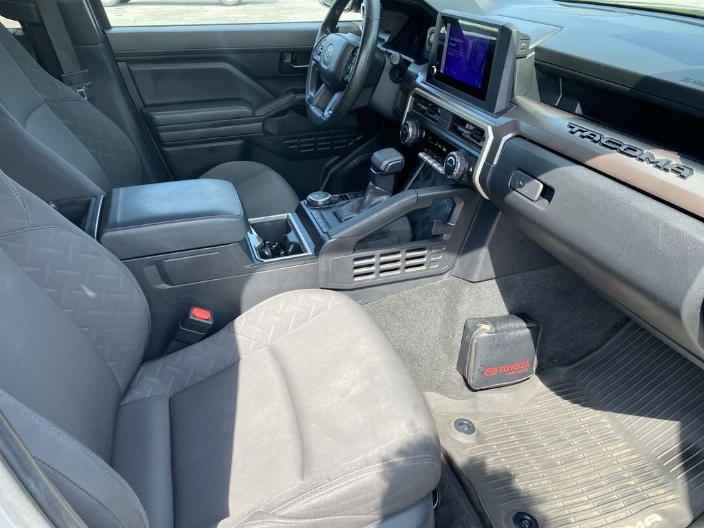 2024 Toyota Tacoma SR5 - Photo 31