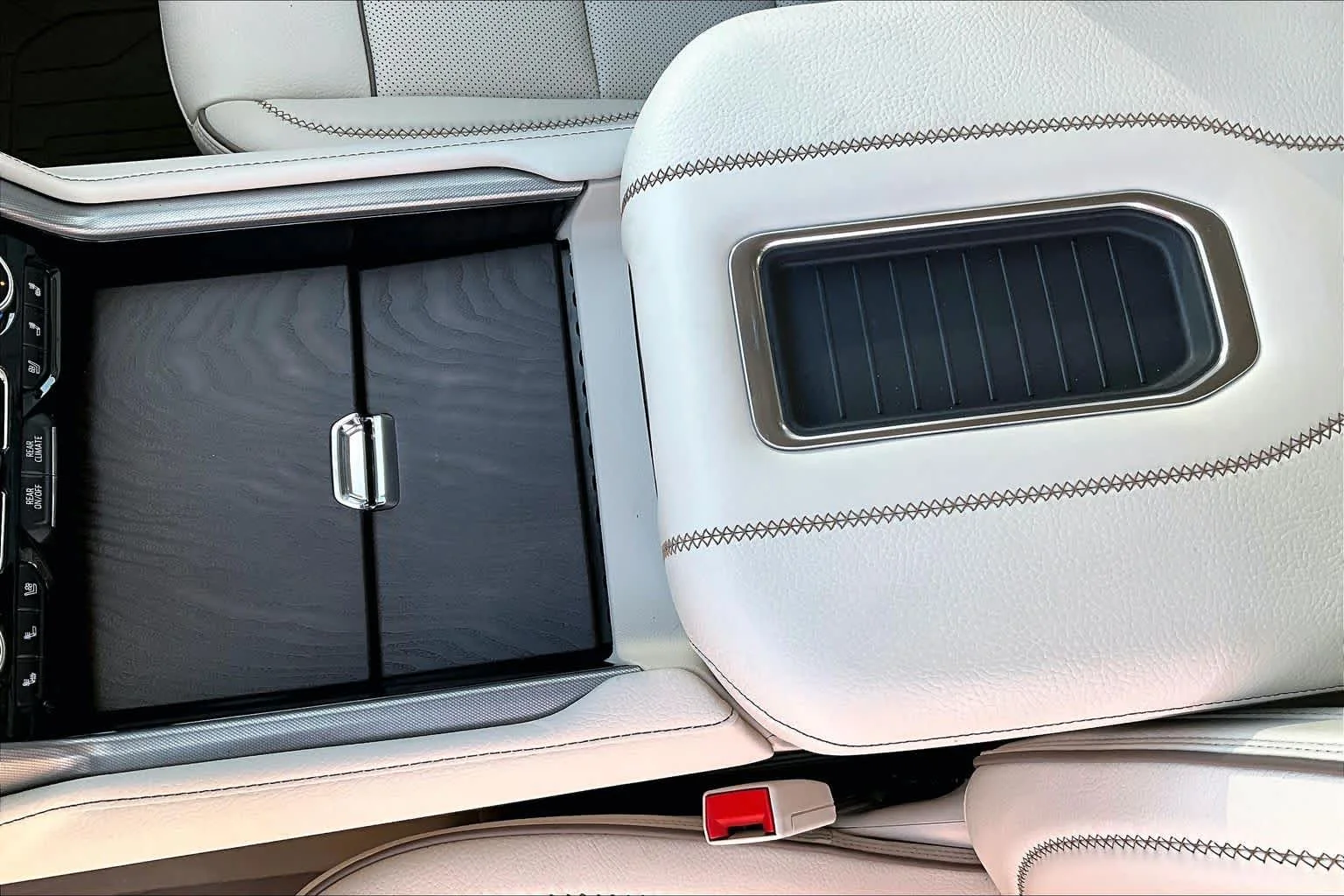 Used 2023 Titanium Rush Metallic GMC Denali image 15