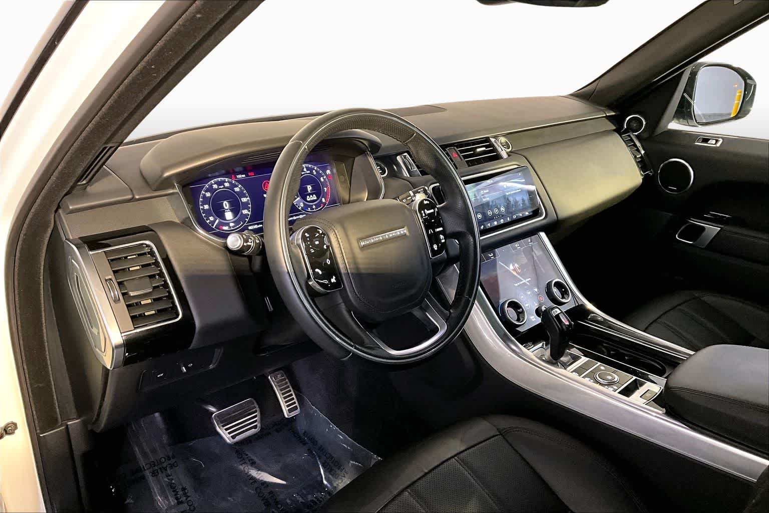 Used 2021 Fuji White Land Rover HSE Silver Edition image 18