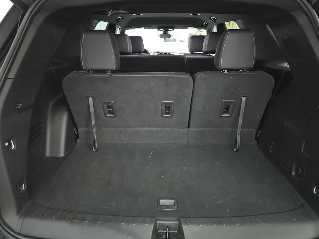 Used 2023 Black Chevrolet LT Leather image 11
