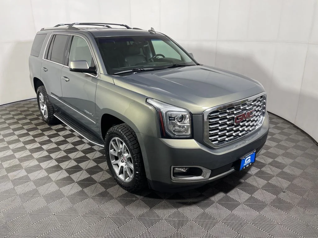 2018 GMC Yukon 4WD Denali's photo