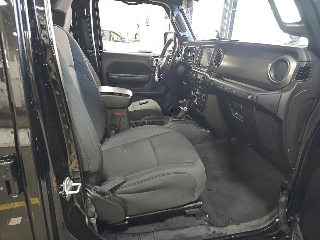 Used 2022 Black Jeep Unlimited Sport S image 5