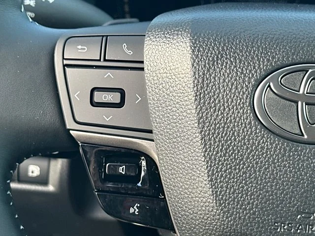 Used 2026  Toyota SE image 20
