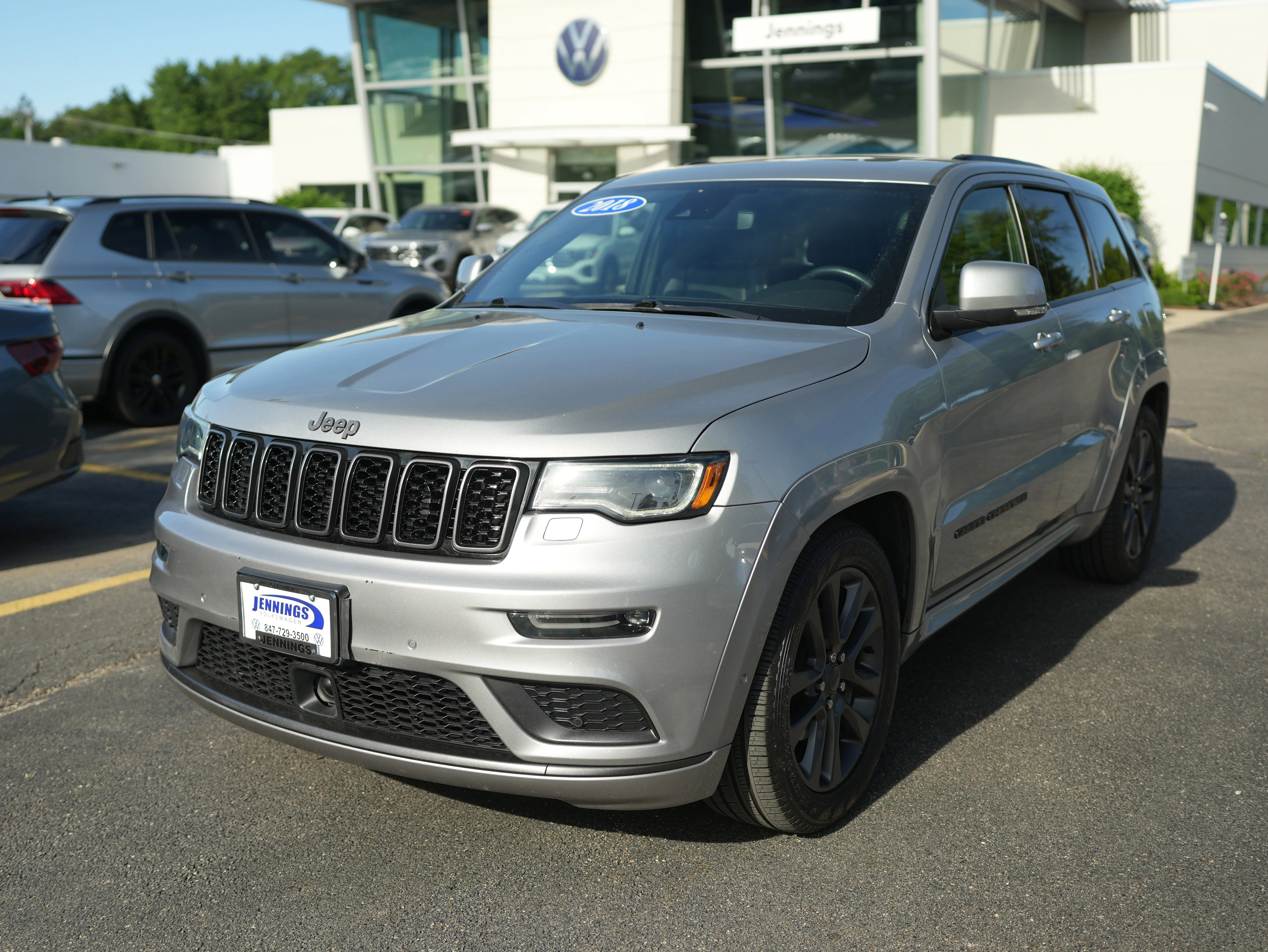 Used 2018 Billet Silver Metallic Clearcoat Jeep High Altitude image 4