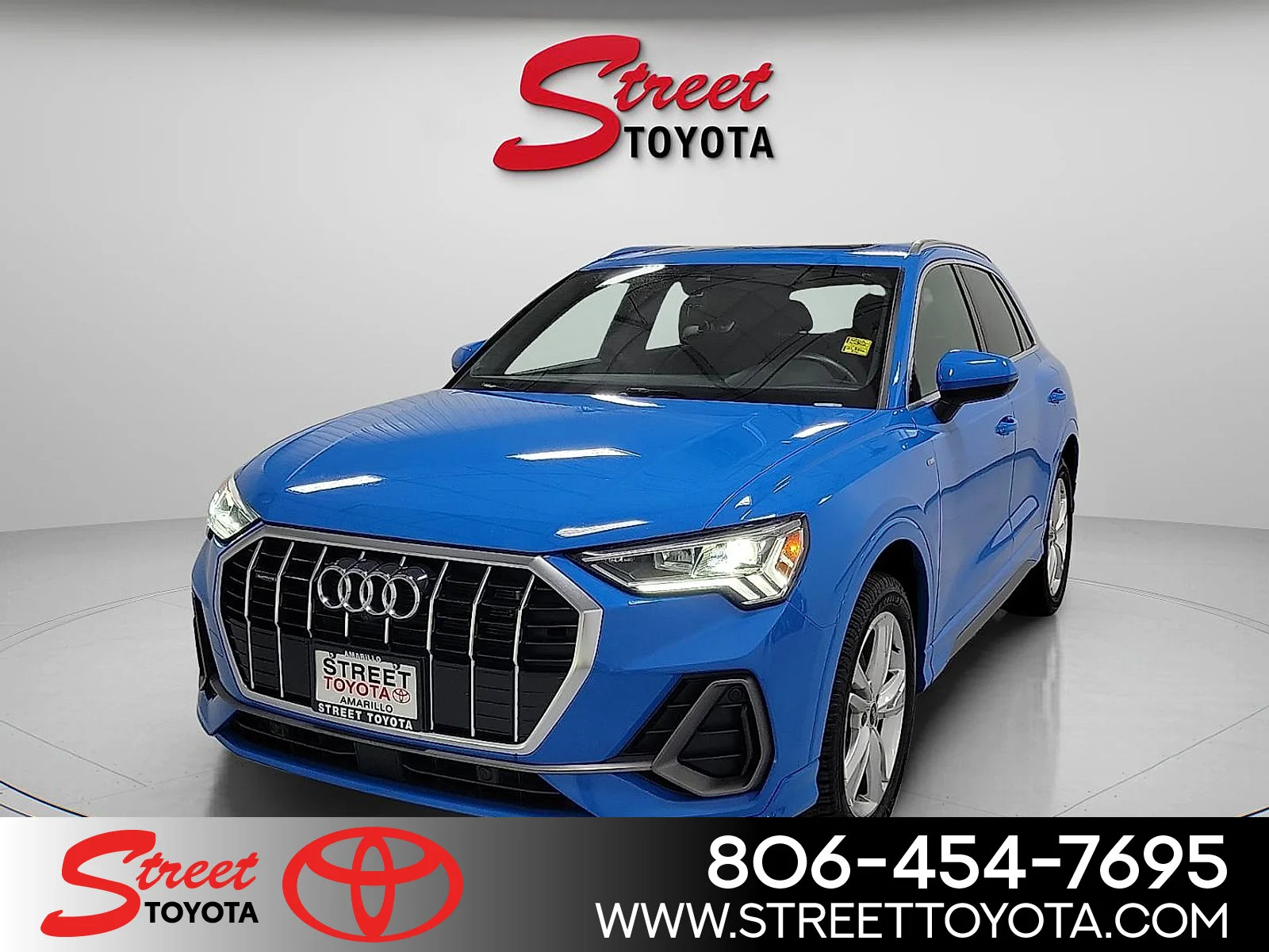 2022 Audi Q3 45 TFSI S Line Premium Plus quattro's photo