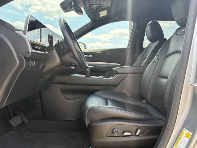 2025 Cadillac XT4 Premium Luxury - Photo 10